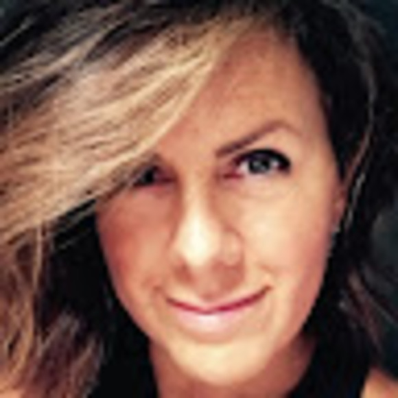 Meet your Posher, Ellen - Picture 1 of 1